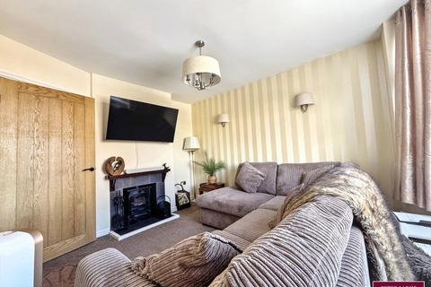 3 bedroom semi-detached house for sale, Weaver Avenue, Rhyl, Denbighshire LL18 4HN