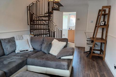 1 bedroom terraced house to rent, Grange Way, Sandbach