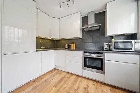 2 bedroom flat to rent, Stockwell Road, Stockwell, London, SW9