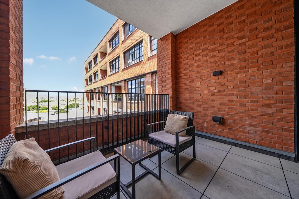 Apartment in London - View 3