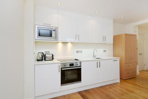 undefined, Sloane Avenue, London