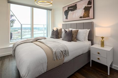 2 bedroom penthouse to rent, at Vantage Tower, Flat 205, Centenary Plaza SO19