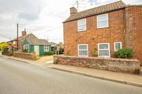 3 bedroom cottage for sale, Hunstanton Road, Dersingham
