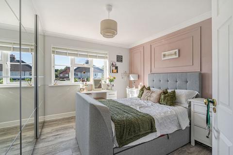 1 bedroom flat for sale, LENNOX COURT PELHAM WAY BOOKHAM KT23