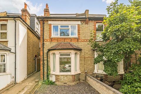 Villiers Road, Kingston Upon Thames KT1