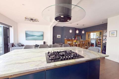 undefined, Lynton Road, New Malden KT3