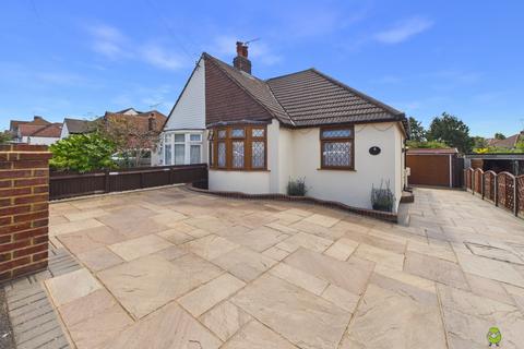 2 bedroom semi-detached bungalow for sale, FAIRFORD AVENUE, BEXLEYHEATH, DA7