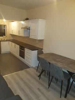 3 bedroom terraced house to rent, Albert Avenue, Anlaby Road, Hull