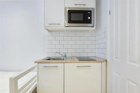 undefined, Southwell Gardens, London SW7
