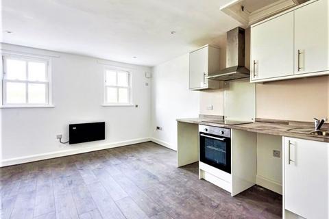 Studio to rent, New Cross Road London SE14