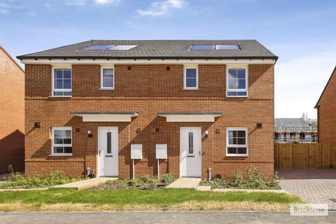 3 bedroom semi-detached house to rent, Lapwing Heights, Bosham, Chichester, PO18