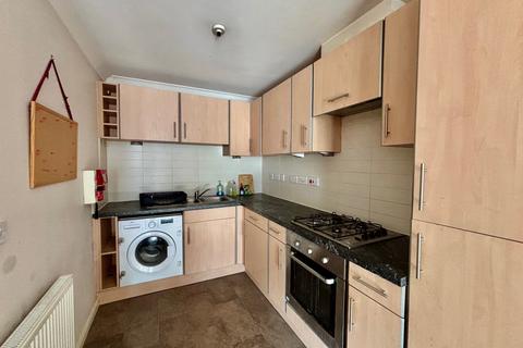 2 bedroom apartment to rent, Sun Gardens, Stockton-on-Tees, TS17