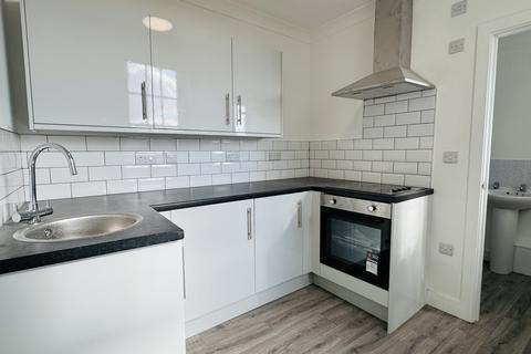 2 bedroom apartment to rent, Carmarthen SA31
