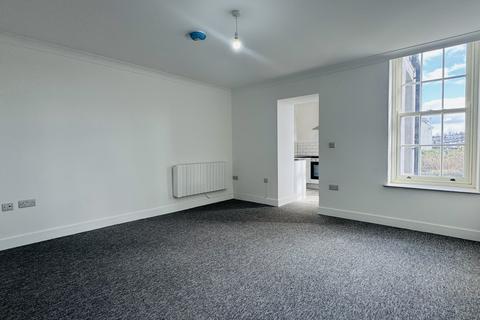 2 bedroom apartment to rent, Carmarthen SA31