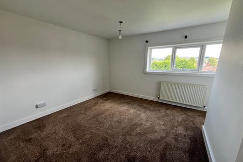 3 bedroom terraced house to rent, Crompton Road, Macclesfield