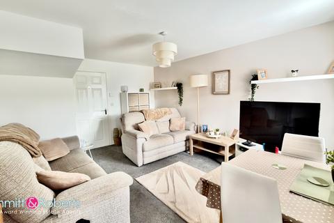 3 bedroom end of terrace house for sale, Greenfield Way, Houghton le Spring, Tyne and Wear, DH4 6TH