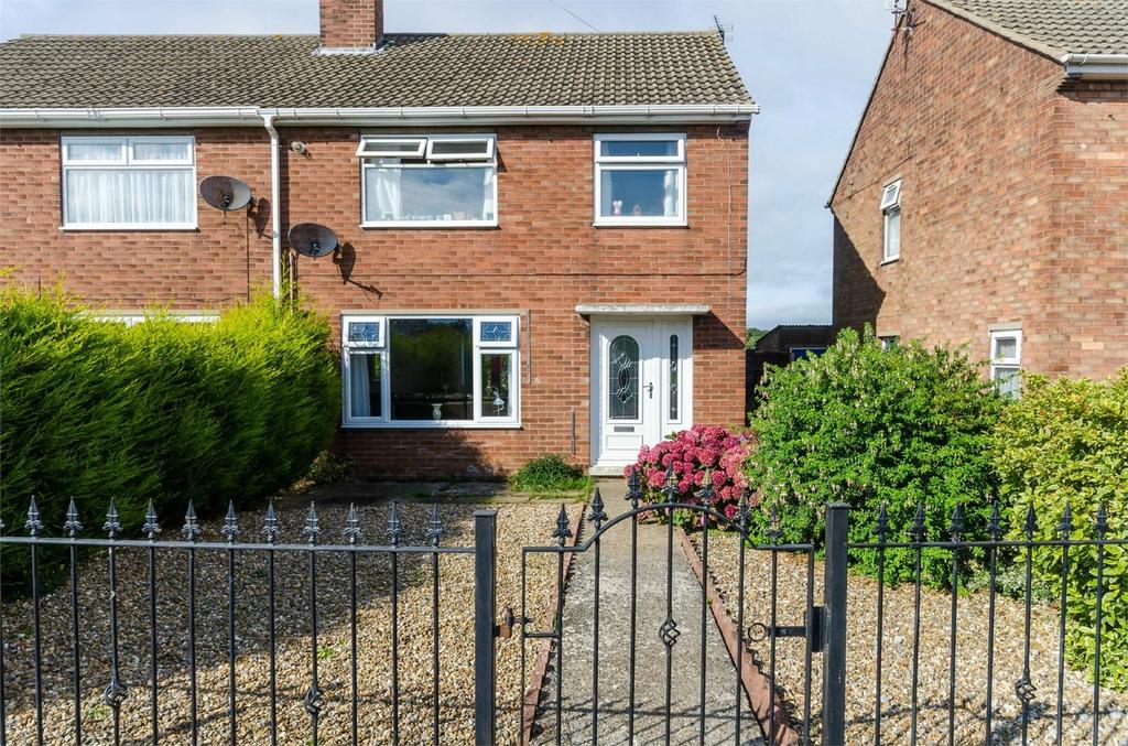 Kirkfield Road, WITHERNSEA, East Riding of Yorkshire 3 bed semi
