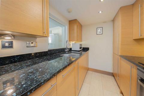 2 bedroom house to rent, London Mews, London W2