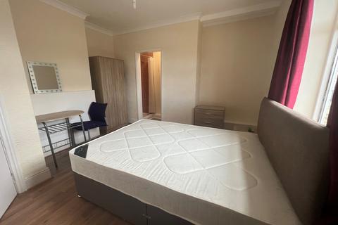 1 bedroom house to rent, Ladysmith Road, Grimsby, DN32