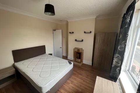 5 bedroom house to rent, Ladysmith Road, Grimsby, DN32