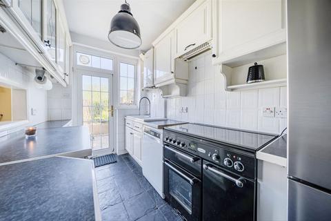 5 bedroom end of terrace house for sale, Brockley Rise, London SE23