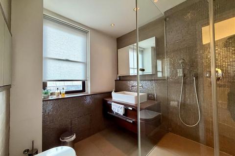 2 bedroom flat to rent, Lorne Gardens, London W11