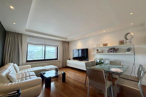2 bedroom flat to rent, Lorne Gardens, London W11