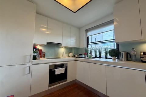 2 bedroom flat to rent, Lorne Gardens, London W11