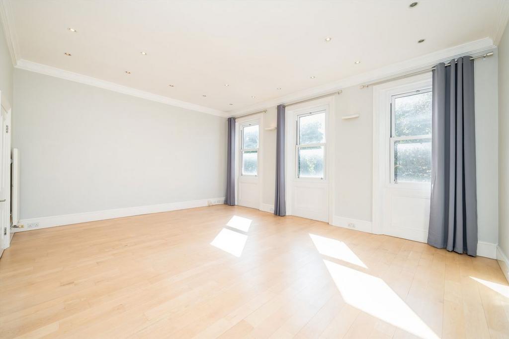 Apartment in London - View 4