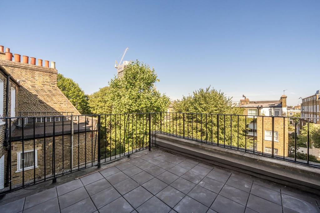 Apartment in London - More