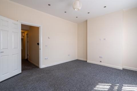 2 bedroom apartment to rent, Parrock Street, Gravesend, Kent, DA12 1ER
