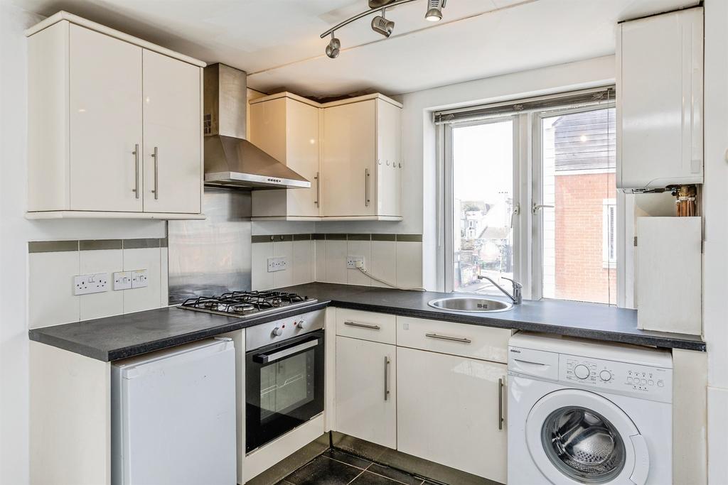 Apartment in Bedminster - View 6