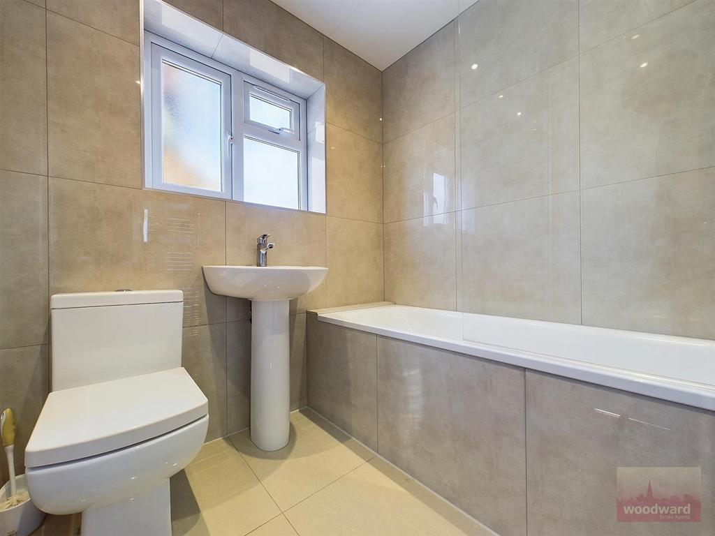 House in Greenford - View 3