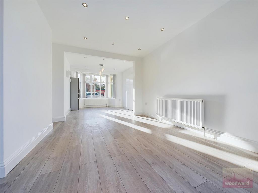 House in Greenford - View 4