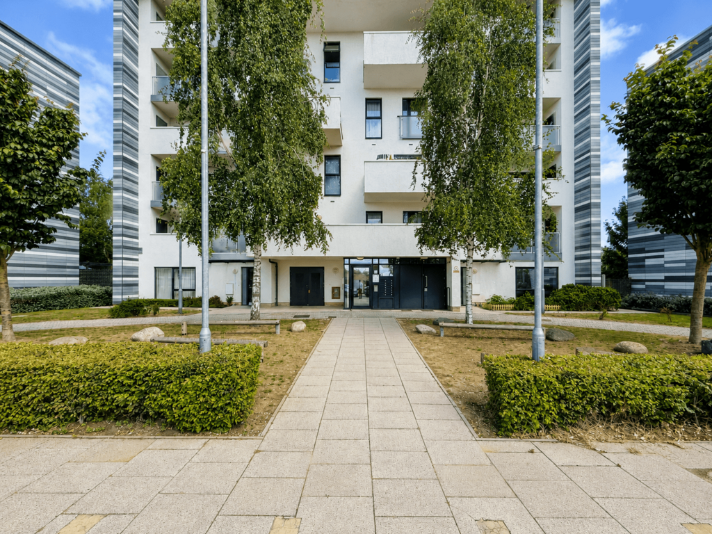 2 Bedroom flat for sale
