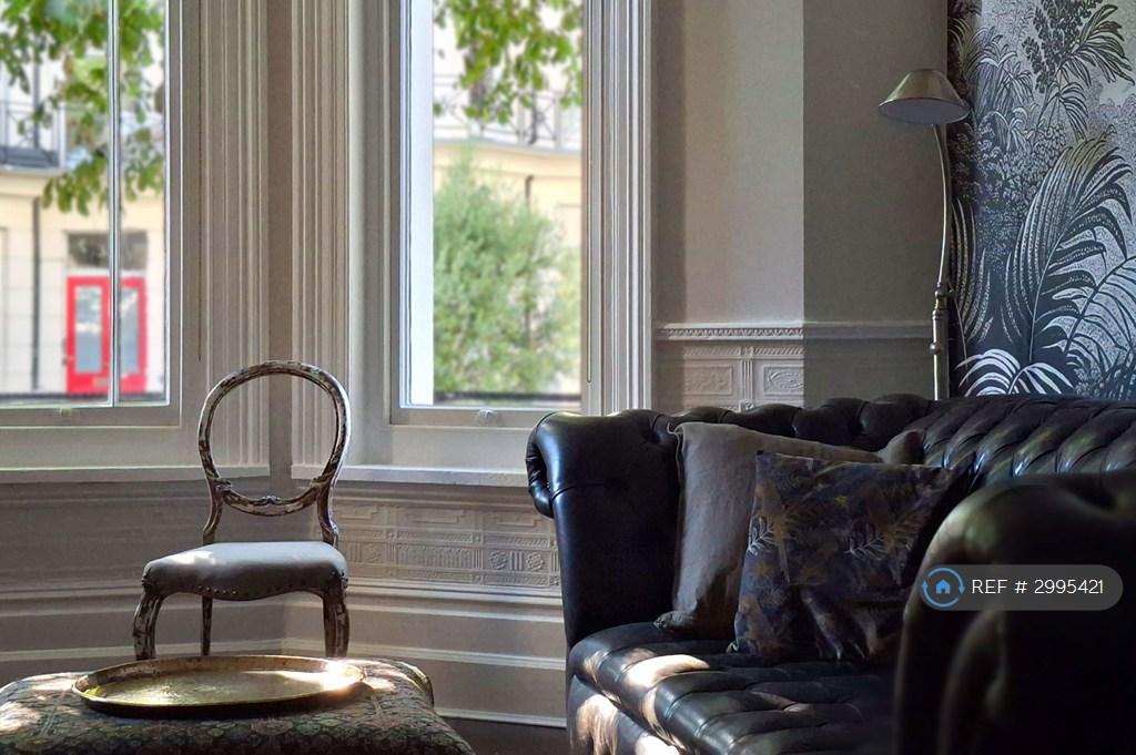 Apartment in Hove, Brunswick - View 2