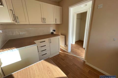 2 bedroom flat to rent, Ashland Road, Sutton-in-Ashfield NG17