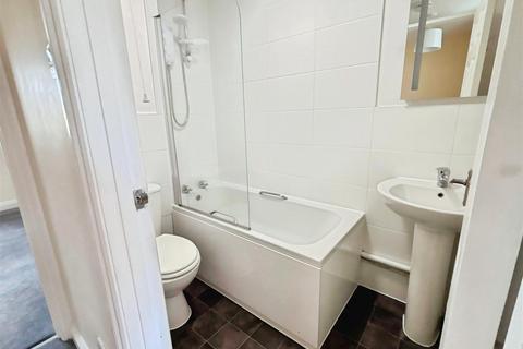 2 bedroom end of terrace house to rent, The Orchard, Lower Quinton