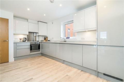 3 bedroom apartment for sale, Meridian Way, Southampton SO14