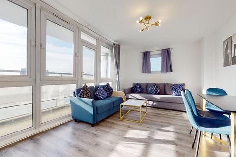 3 bedroom flat to rent, Braithwaite Tower, Hall Place, London W2