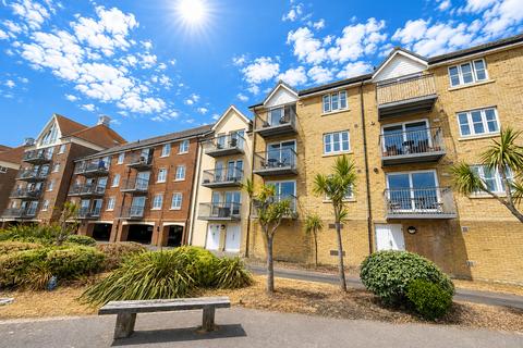 2 bedroom flat for sale, Sorlings Reach, Shoreham-by-Sea BN43
