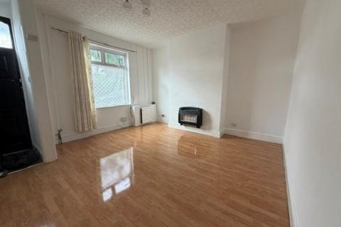 2 bedroom end of terrace house to rent, Scott Street, Leigh WN7