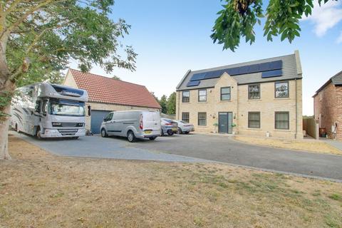 5 bedroom detached house for sale, Benwick Road, Doddington
