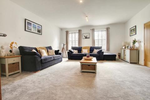 5 bedroom detached house for sale, Benwick Road, Doddington