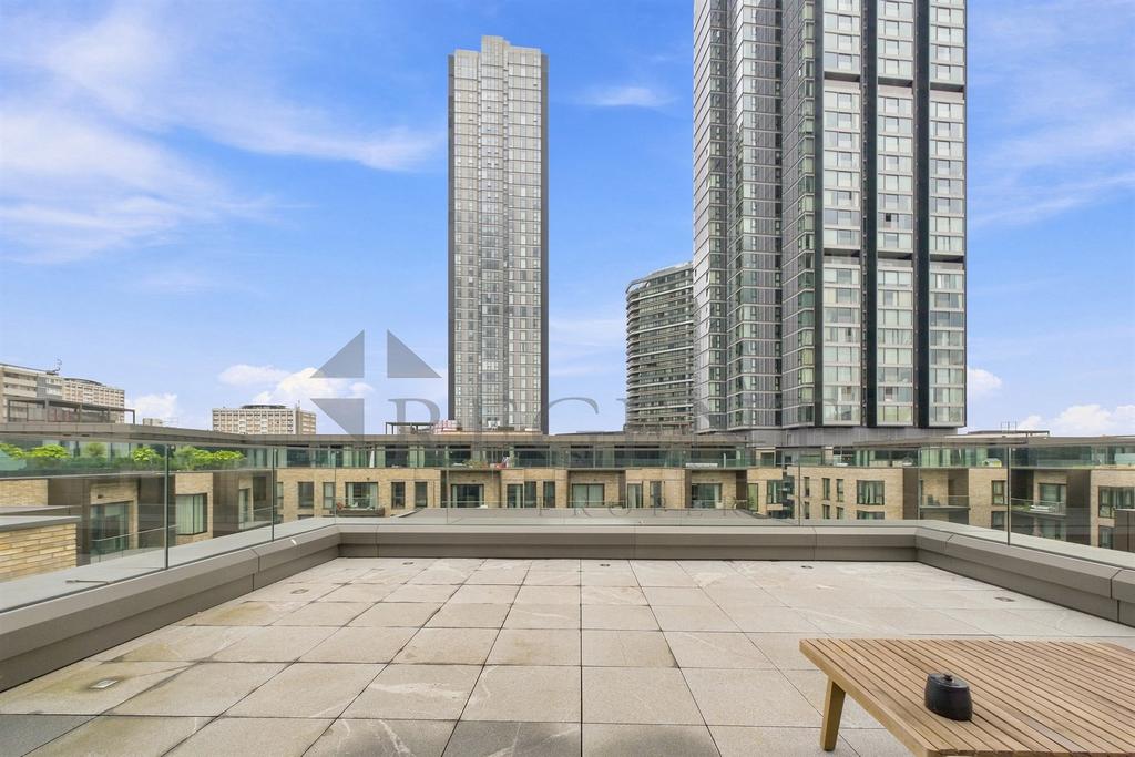 Apartment in London - More