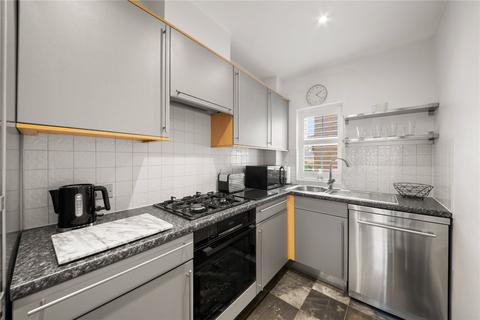 2 bedroom apartment to rent, Morton Close, Uxbridge, UB8