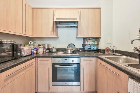 1 bedroom flat to rent, Crawford Court, Colindale, London, NW9