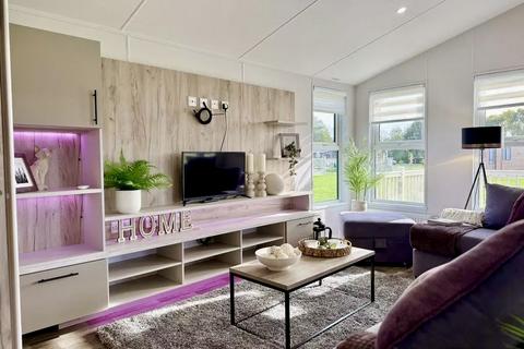 2 bedroom lodge for sale, Malton YO17