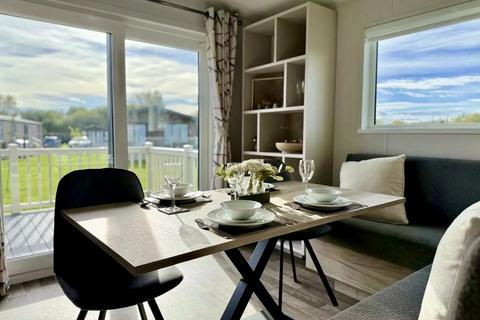 2 bedroom lodge for sale, Malton YO17