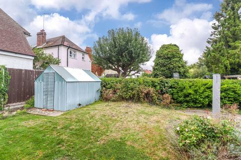 2 bedroom bungalow for sale, Manor Road, Tring, HP23